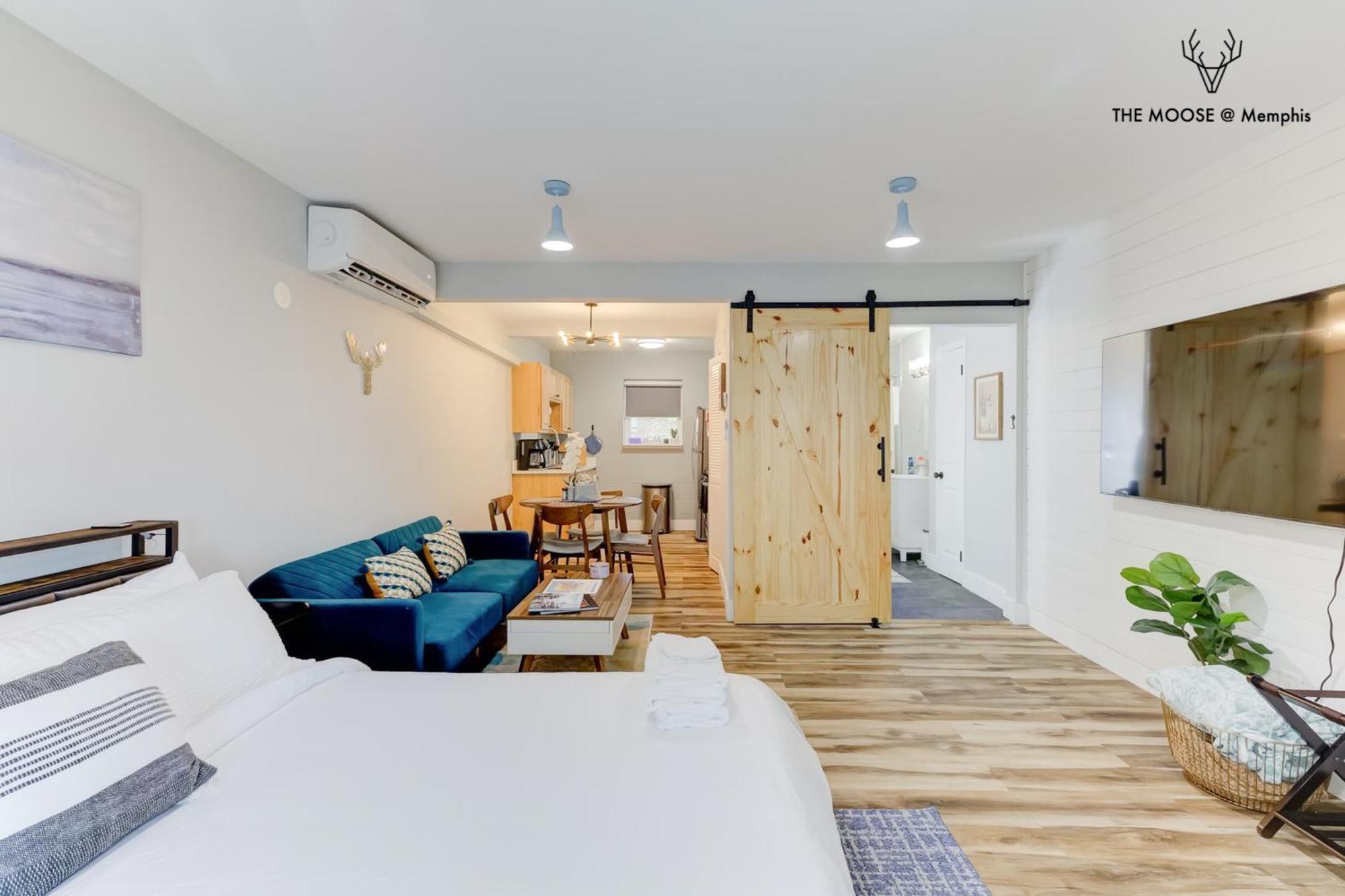 Апартаменты The Moose #11 - Luxe Modern Loft With King Bed, Free Parking & Wi-Fi Мемфис Экстерьер фото